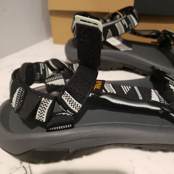 SOLD - Picture 5 of 6